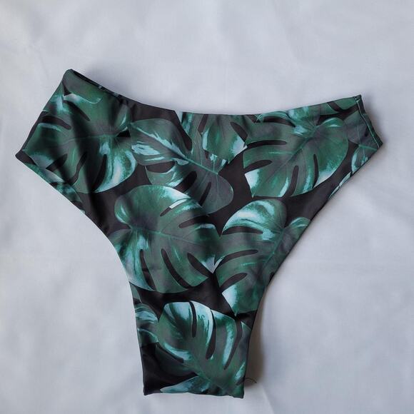 Tropical Dark Green Leaf Bikini Bottom size Medium - Picture 2 of 4